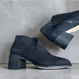 NEW Eileen Fisher Melrose Block Heel Bootie Black Suede Sz 7.5